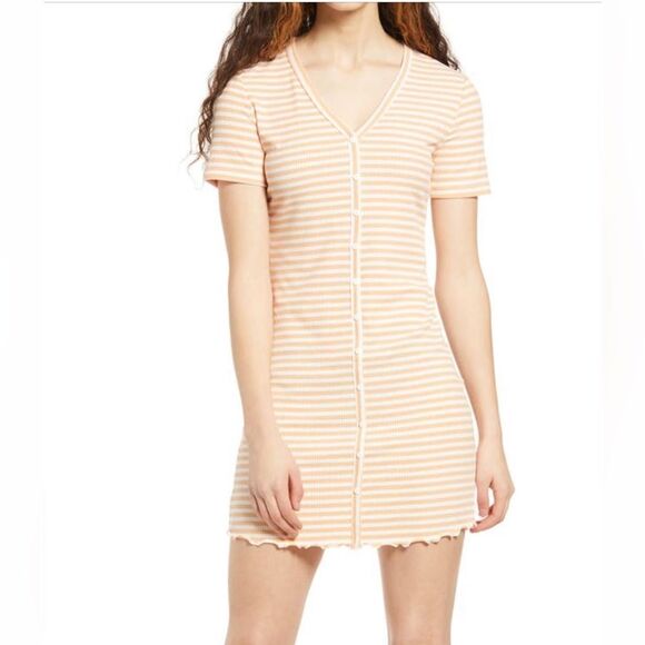 Vero Moda Dresses & Skirts - Vero Moda Short Sleeve Rib Dress